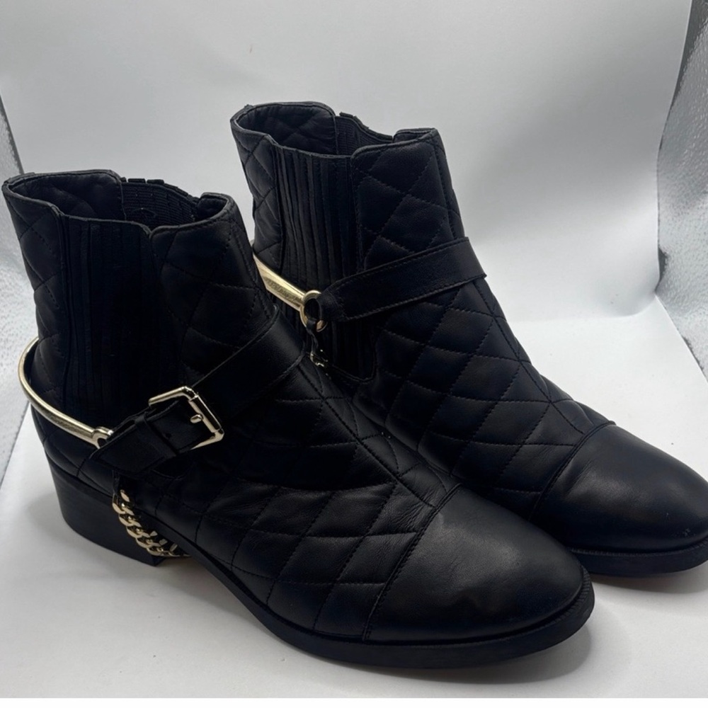 Karl Lagerfeld Paris Black Marisol Boots SZ 9.5 Leather Upper quilted 80s Vibe
